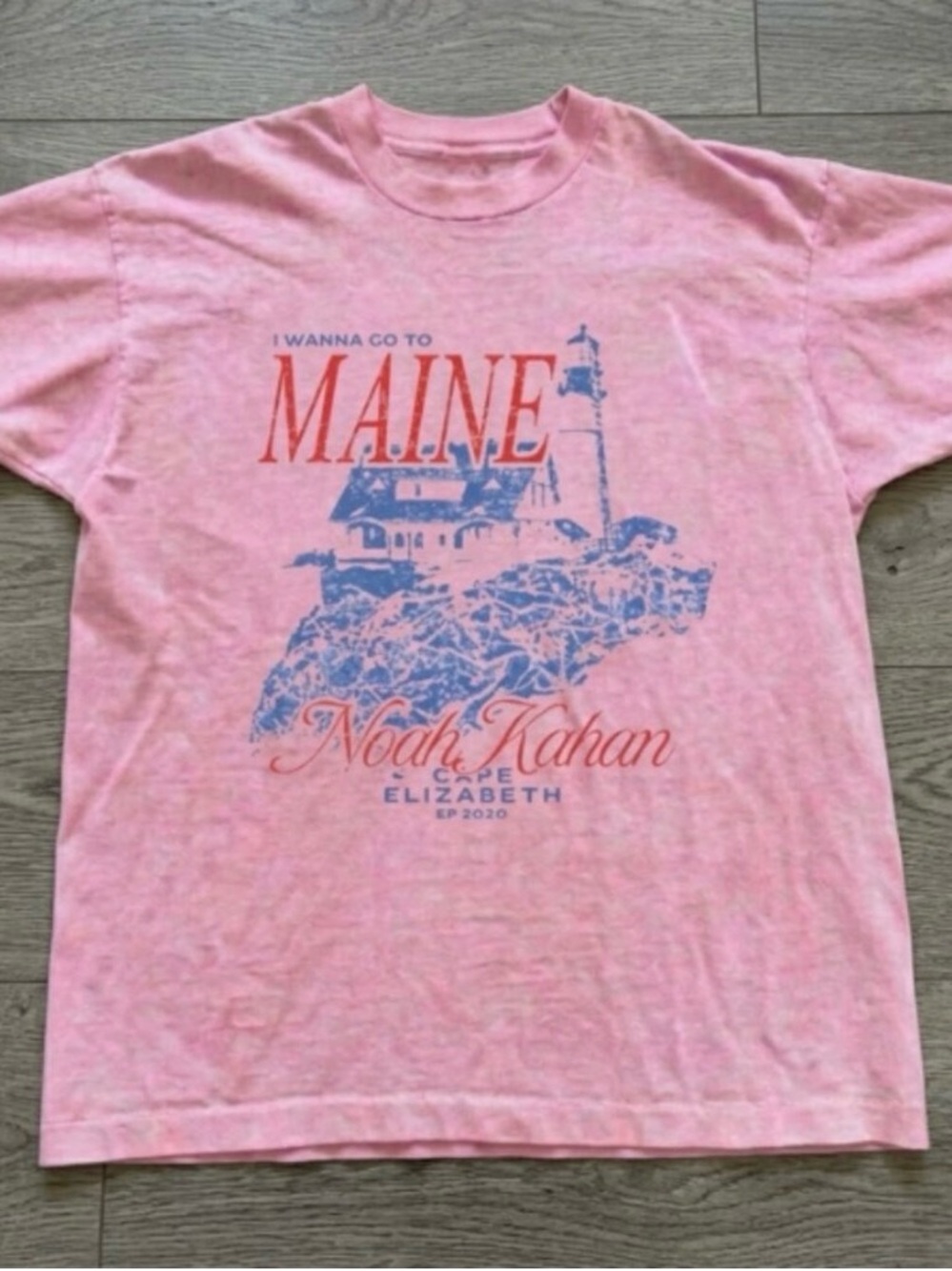 Noah Kahan "Cape Elizabeth" Graphic T-Shirt